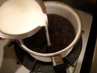 royalmilk_darg_05.jpg
